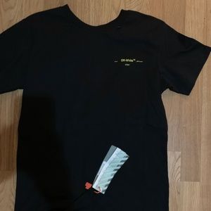 Off-white T-Shirt